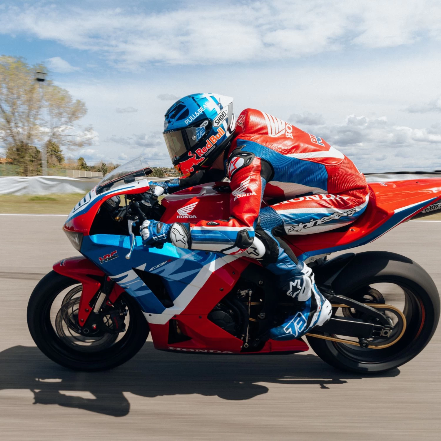 Shoei X-Fifteen Marquez 73 V2 - Image 6