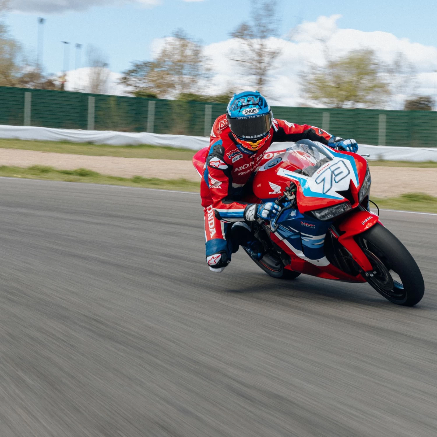 Shoei X-Fifteen Marquez 73 V2 - Image 5