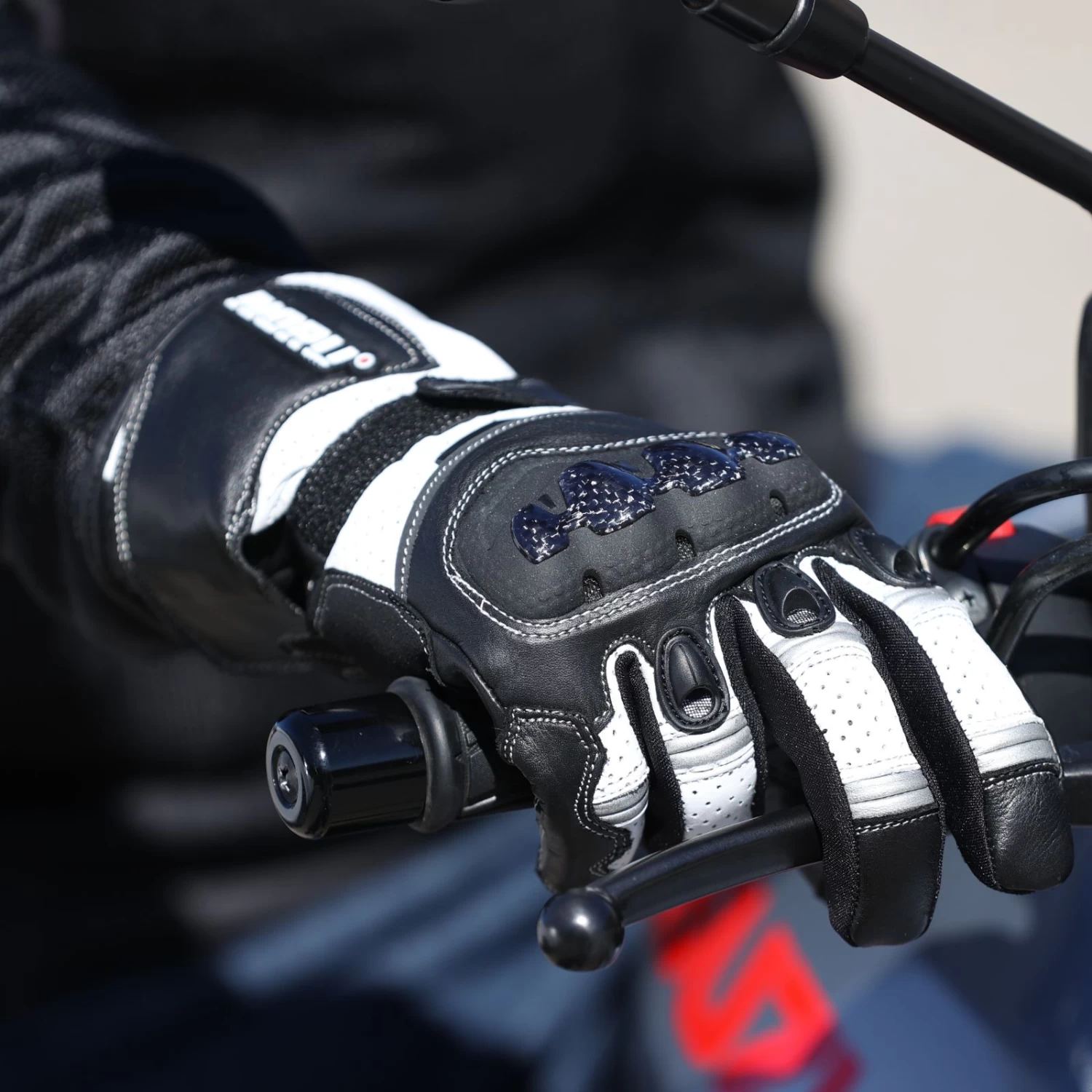 Sokudo Glove - Image 9