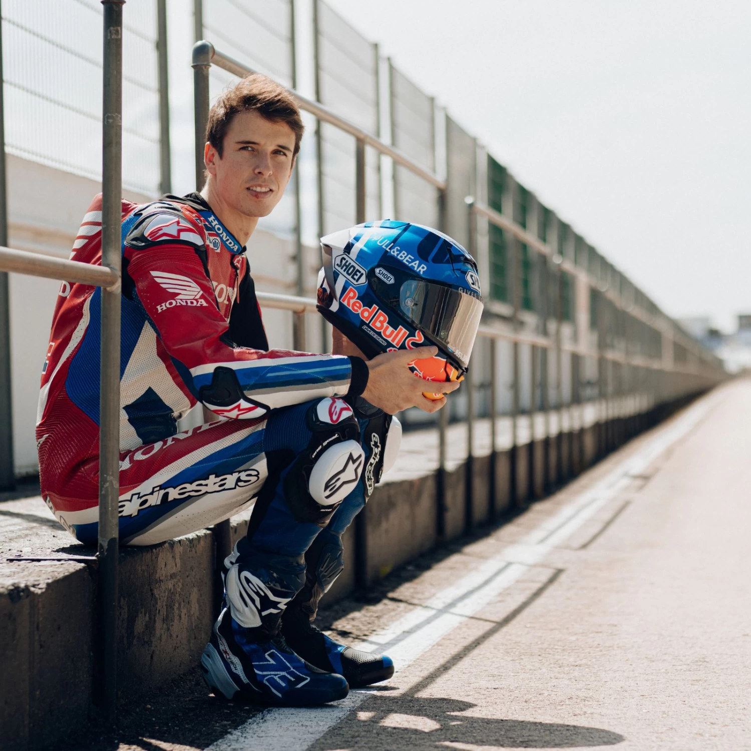 Shoei X-Fifteen Marquez 73 V2 - Image 7