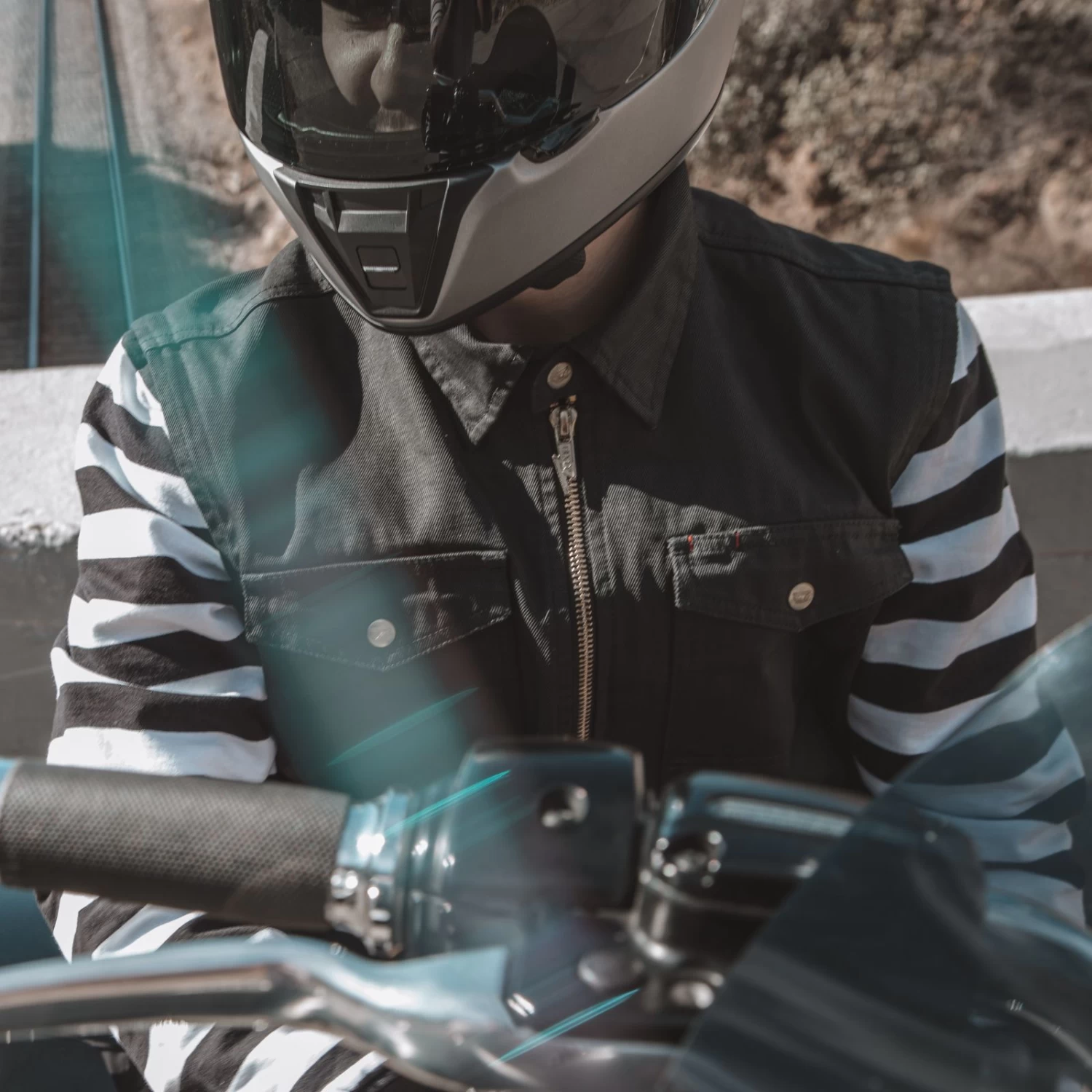 The Convert Vest - Image 8