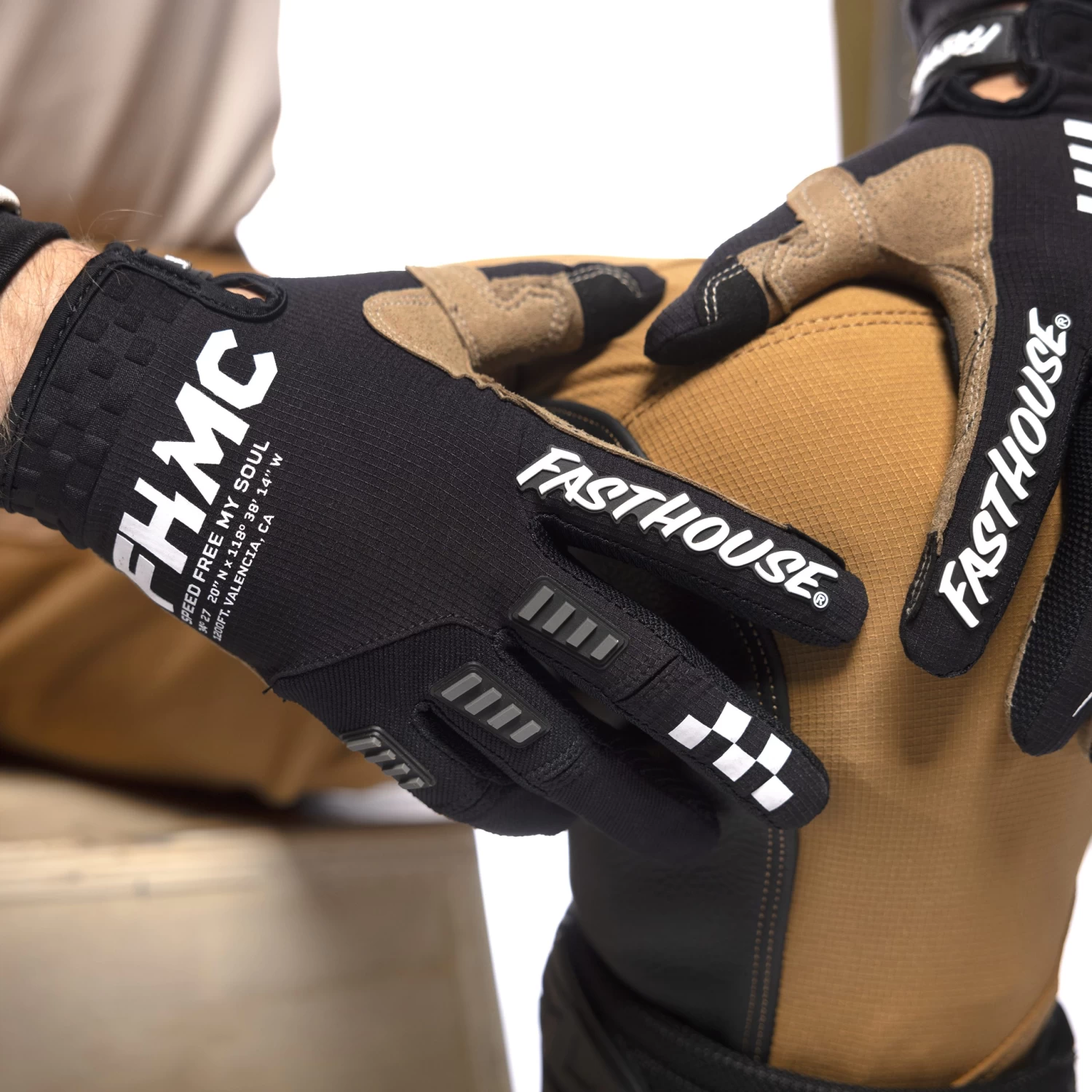FASTHOUSE Off-Road Sand Cat Glove - Image 8